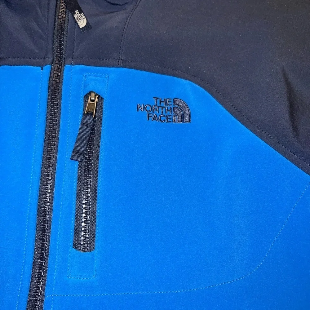 Boys size Large Northface raincoat